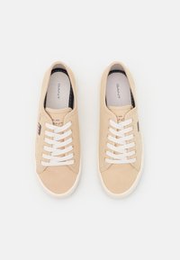 GANT PILLOX - Sneaker low - dry sand