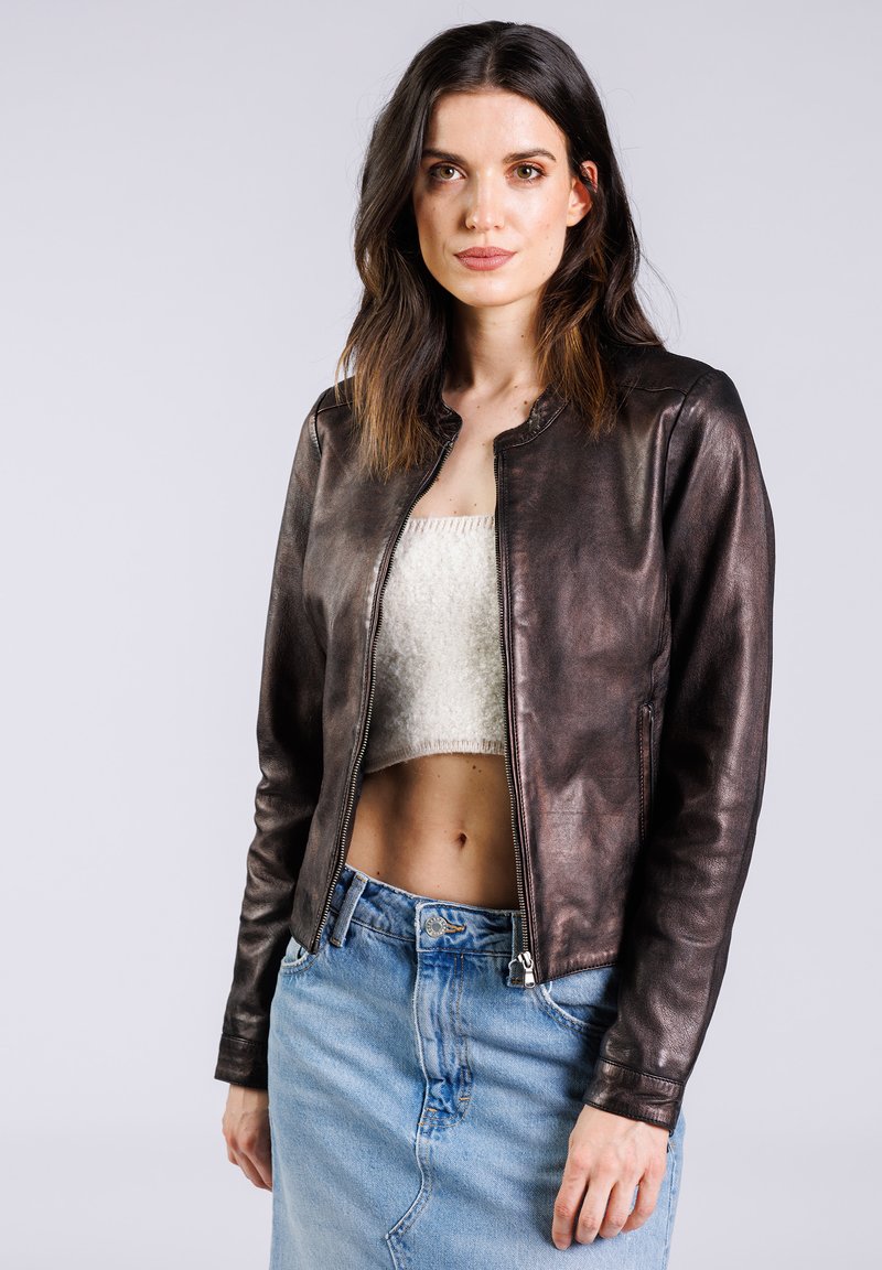 Freaky Nation Skinnjacka - rust