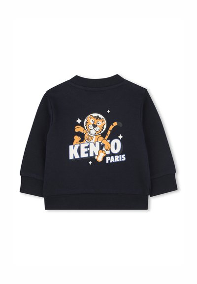 Felpa blu navy con maniche e collo a costine. Presenta un grafico giocoso di una tigre arancione e il testo "KENZO PARIS" in bianco e blu.