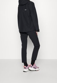 Burton Regnjacka - black
