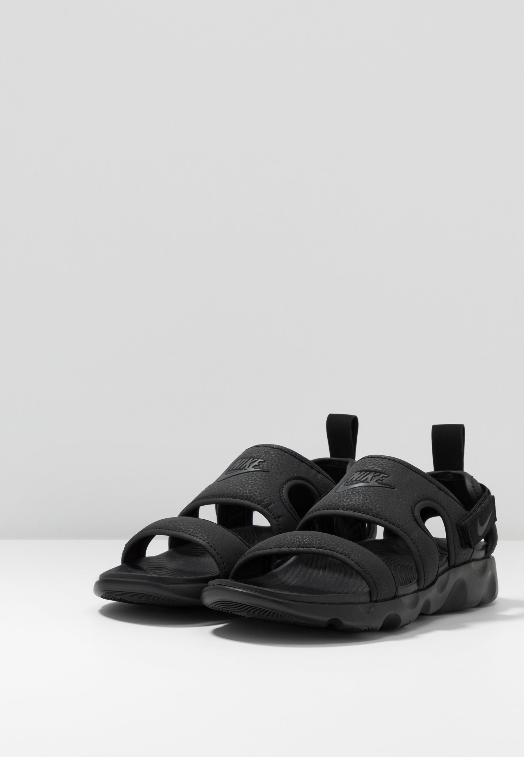 nike nsw sandal