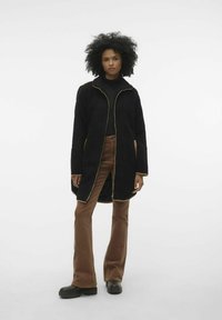 Vero Moda MANTEL VMLUNE - Īss mētelis - black