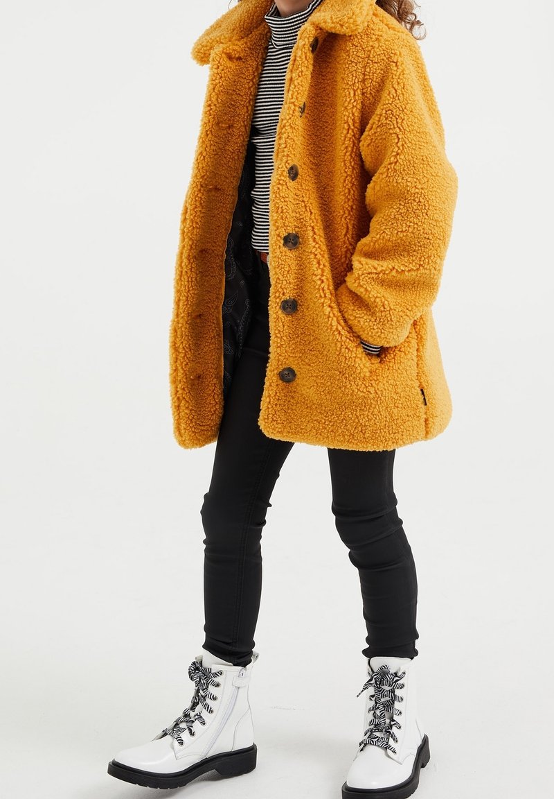 WE Fashion TEDDY - Vinterkappa /-rock - ochre yellow