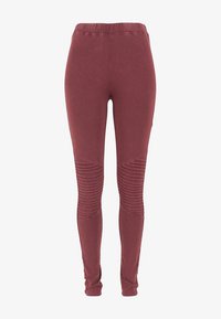 Niewybrane, burgundy