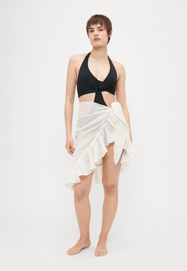 RUFFLE PAREO - Beach accessory3