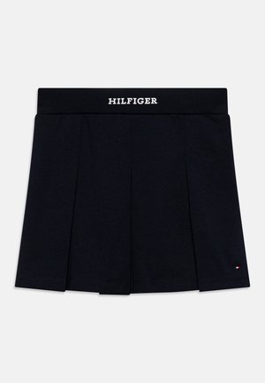 Granatowa plisowana spódnica z bawełny, z szerokim paskiem w talii z logo "HILFIGER" oraz małym logo na dole.