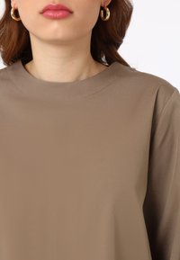 Modanisa BENIN - Camicetta - light brown