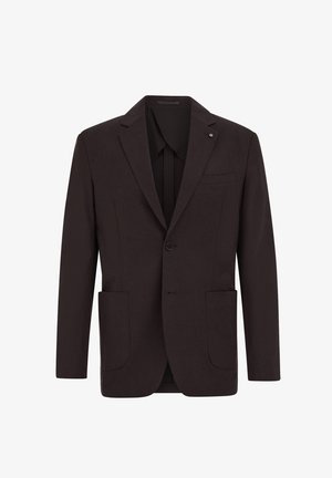 Fekete, egysoros férfi zakó ívelt hajtókával, mellzsebbel és két nagy elülső foltzsebbel, fehér háttéren bemutatva.