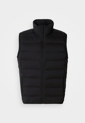 Colete preto acolchoado com gola alta, bolsos com fecho e padrão acolchoado. Feito de material leve e isolante. Design plano.