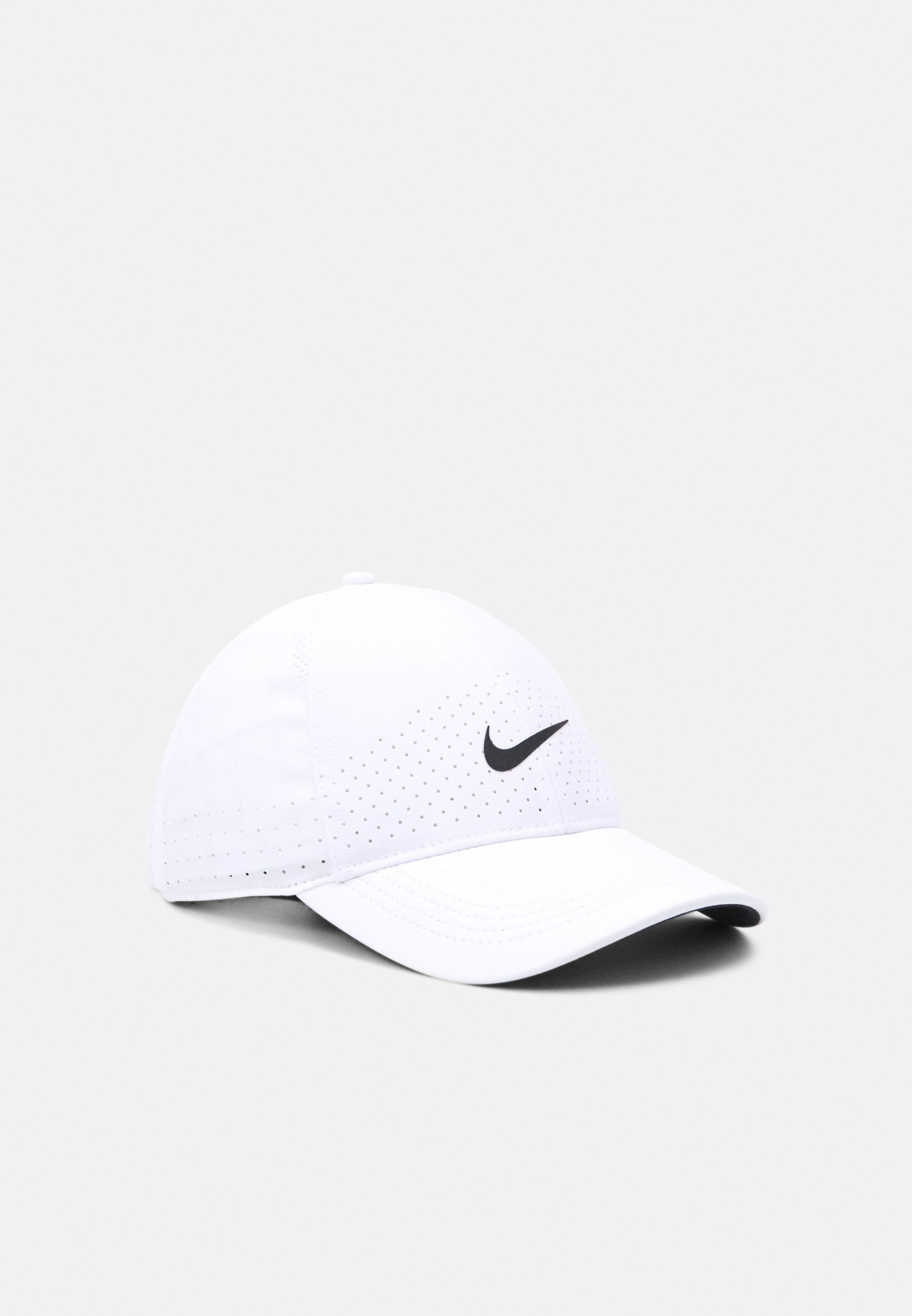 nike 6 panel tailwind