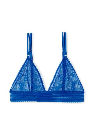 Niebieski koronkowy biustonosz typu bralette z trójkątnymi miseczkami, regulowanymi ramiączkami i teksturowanym koronkowym pasem, ozdobiony kwiatowymi wzorami i falbaniastymi krawędziami.