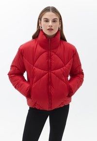 OXXO MIT KURZEM SCHNITT - Winterjas - equestrian red