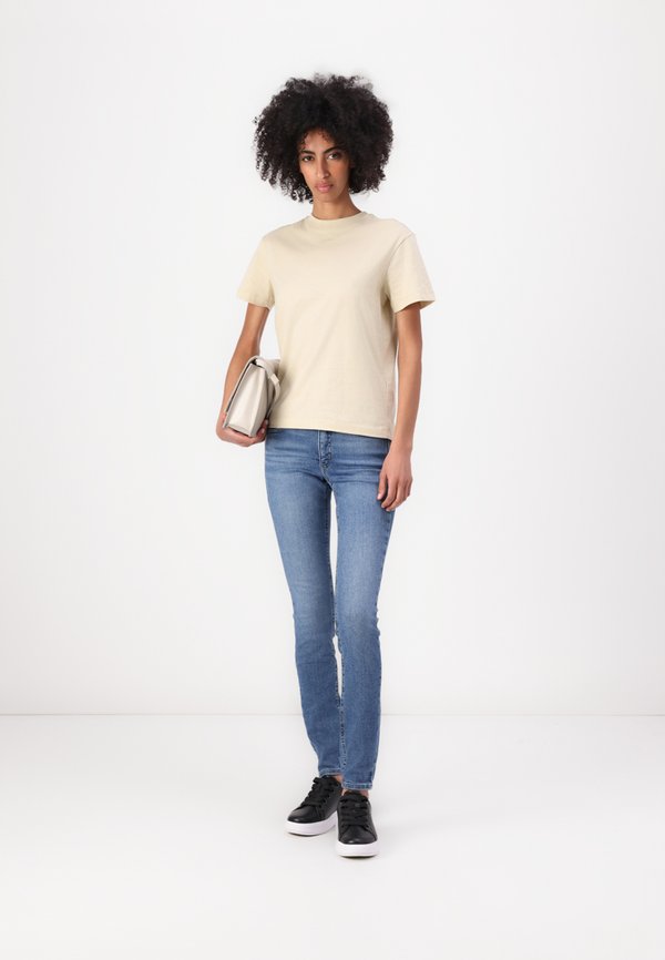 NANO LOGO REGULAR - Basic T-shirt - beige3