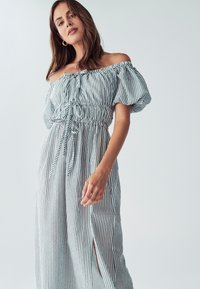 WILLA LIVVI MIDI - Freizeitkleid - emerald stripe