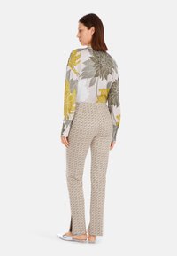 Marc Cain FATSA - Trousers - new pearl melange