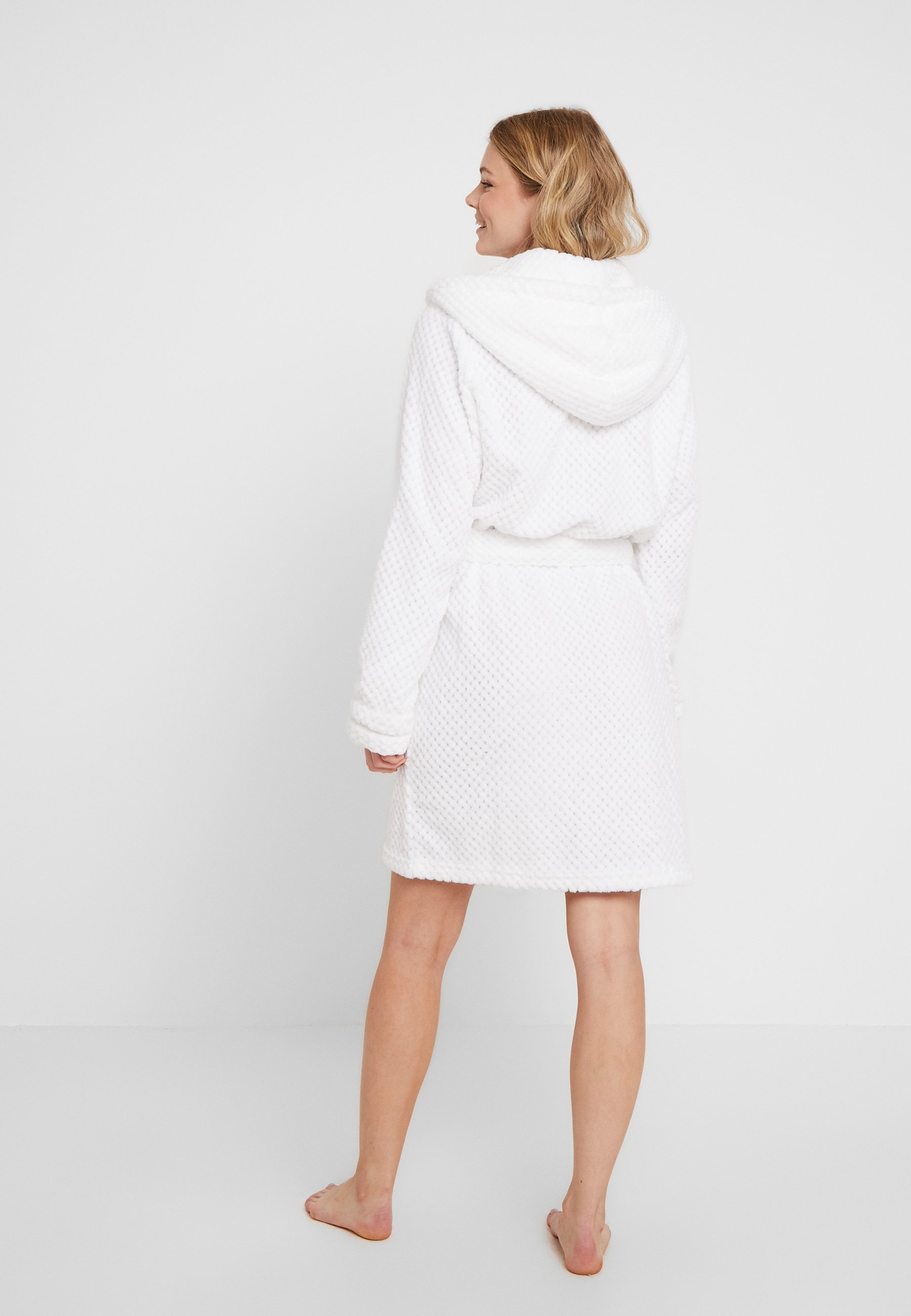 Cotton On Body HOODED LUXE PLUSH GOWN 