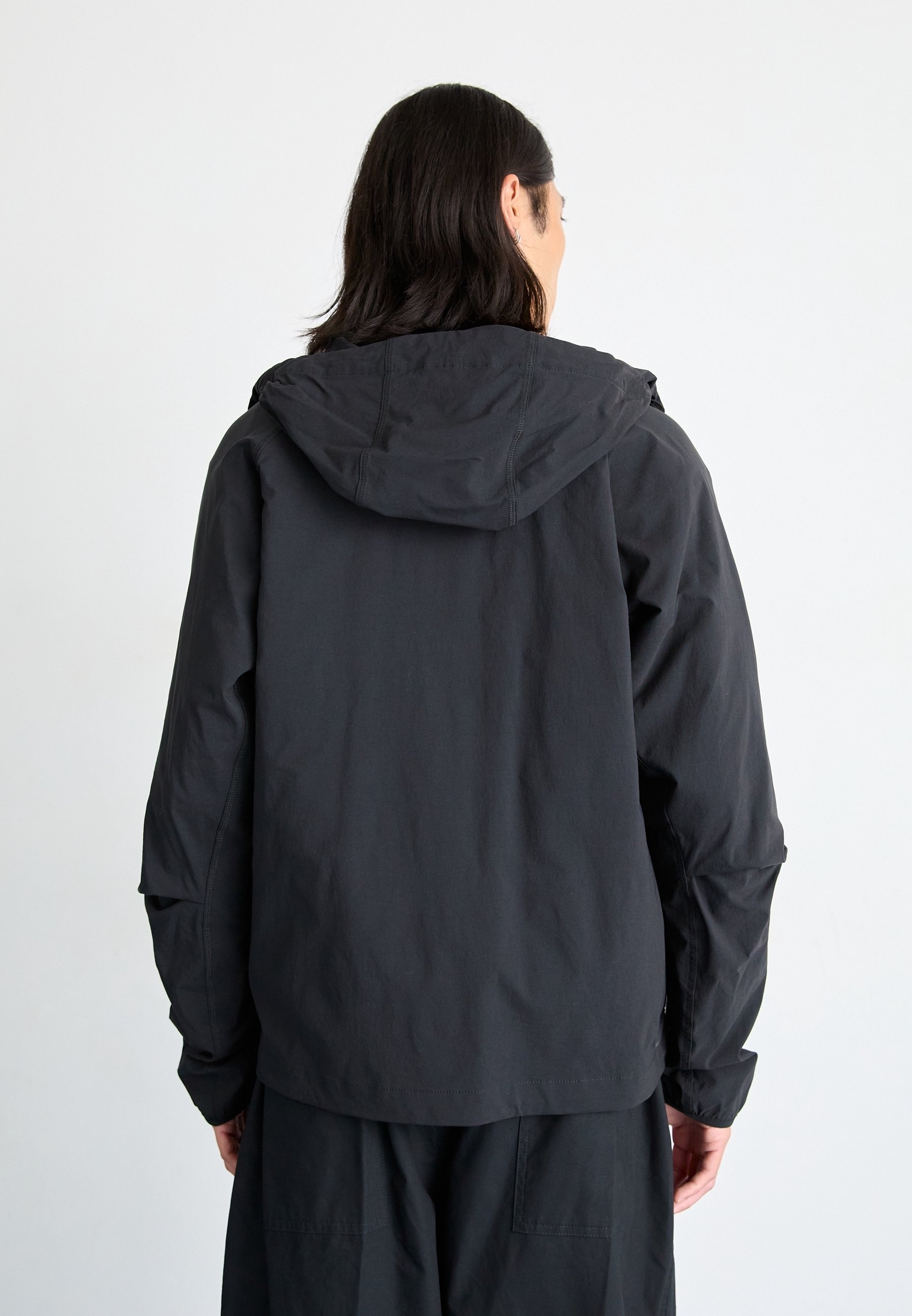 nike windbreaker no hood