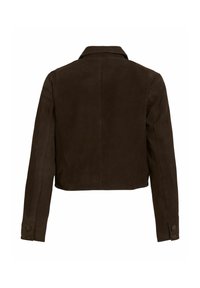 Brun ruskinds cropped jakke med krave og knapmanchetter. Enkel design, glat tekstur og rene linjer uden synligt hardware.