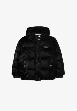 Doudoune noire brillante avec capuche, boutons-pression à l'avant, poches latérales et patch logo "RYKIEL" sur la poitrine.