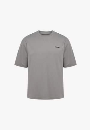Effen grijze T-shirt met korte mouwen, ronde hals en klein zwart "hummel" logo op de linkerborst.