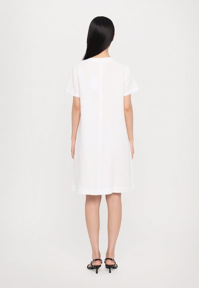 ASPESI ABITO - Jurk - white