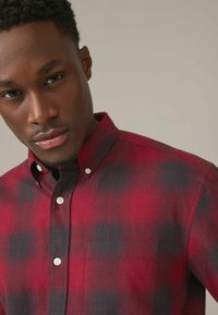 Next CHECK- REGULAR FIT - Skjorter - red black