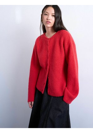 NYLA - Cardigan - rio red