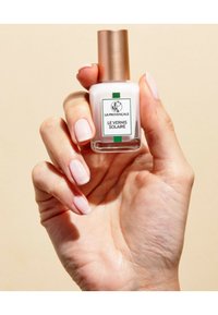 Vernis à Ongles DEBORAH MILANO N°18 Sunset Corail - Teinte Corail Brillant, 4.5 Ml - Neuf, Fabriqué En Italie