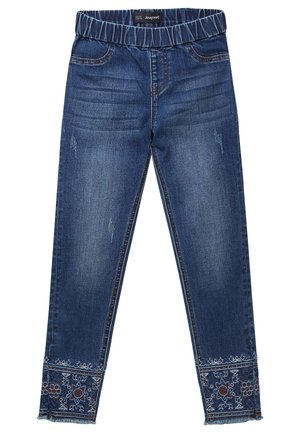 Niebieskie jeansy z denimu z elastycznym pasem, lekkim przetarciem na udach oraz kwiatowym haftem na dolnych partiach nogawek z postrzępionymi krawędziami.