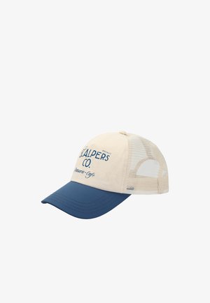 Gorra de béisbol con la parte frontal en crema, visera azul y parte trasera de malla. Presenta un logotipo y texto impresos en azul en el panel frontal.