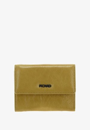 Portefeuille en cuir jaune avec finition texturée, doté d'un rabat frontal et d'un logo noir embossé. Forme simple et rectangulaire avec surpiqûres contrastées.