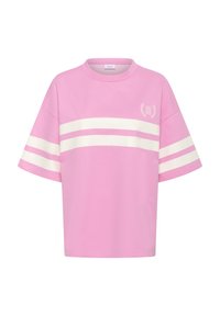 T-shirt overdimensionato rosa con strisce orizzontali bianche, scollatura a girocollo e un piccolo logo ricamato sul petto. Materiale in cotone.