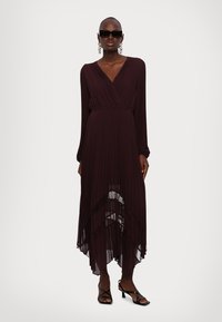 The Kooples ROBE - Robe longue - burgundy
