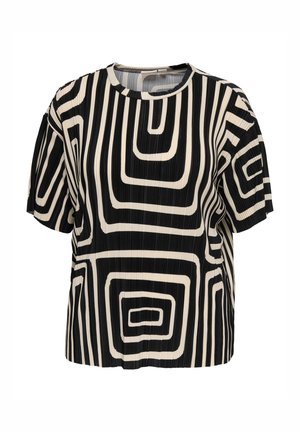 Schwarz-weißes Kurzarmshirt mit einem geometrischen Muster aus dicken konzentrischen Rechtecken und vertikalen Streifen.