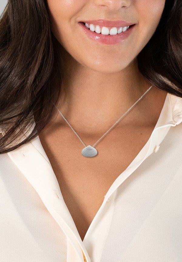 MUSCHEL - Halskette - silberfarben