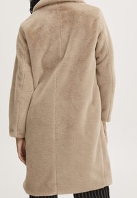 ICHI Abrigo clásico - mottled beige