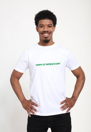 APOH LONDON HAPPY ST PATRICK S DAY - Print T-shirt - white