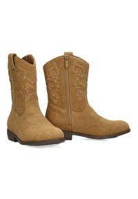 Botas de tobillo de ante marrón con costuras decorativas y una cremallera lateral, con punta redonda y un tacón bajo y robusto.