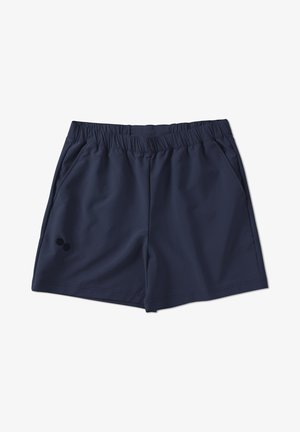 Dunkelblaue Shorts aus leichtem, glattem Stoff. Mit einem elastischen Bund und zwei Seitentaschen. Kleines Logo-Detail auf der linken Seite.