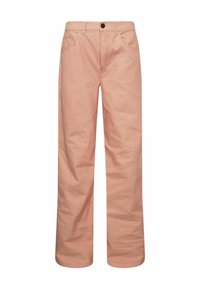 Lys rosa bukser med rette ben, frontlommer, beltehemper, knappelukking og synlige sømdetaljer.