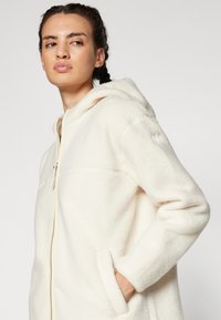 Helly Hansen MAUD PILE JACKET - Fleecejas - cream