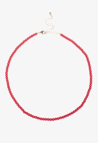 Collar de cuentas rojas hecho de pequeñas cuentas brillantes, con un cierre en tono dorado y una cadena de extensión para ajuste de longitud.
