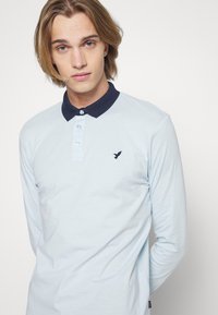Pier One Polo - light blue