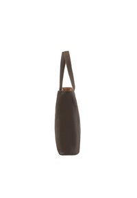 Sac à main en cuir marron avec une texture lisse, de forme verticale, munie de courtes anses doubles et de détails cousus le long des bords.