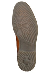 Semelle en caoutchouc marron avec un motif texturé, comportant un logo circulaire et "bugatti" embossé, avec un talon lisse et des bords latéraux.