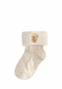 Strickcreme-Socken mit vertikaler Rippung, mit einem umschlagbaren Bündchen und einem bestickten Rentierdesign auf der Vorderseite.