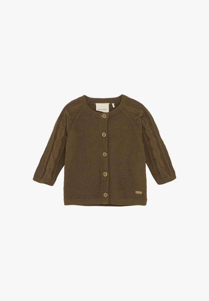 Brauner Strickcardigan mit langen Ärmeln, der einen strukturierten Körper und Strukturstrickakzente an den Ärmeln aufweist. Fünf Knopfverschluss und Markennamensschild.