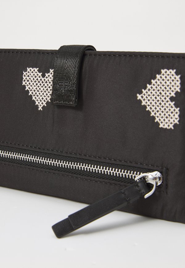 PHONE HOLDER AMORE - Phone pouch4