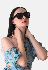 Haute Sauce Aurinkolasit - black