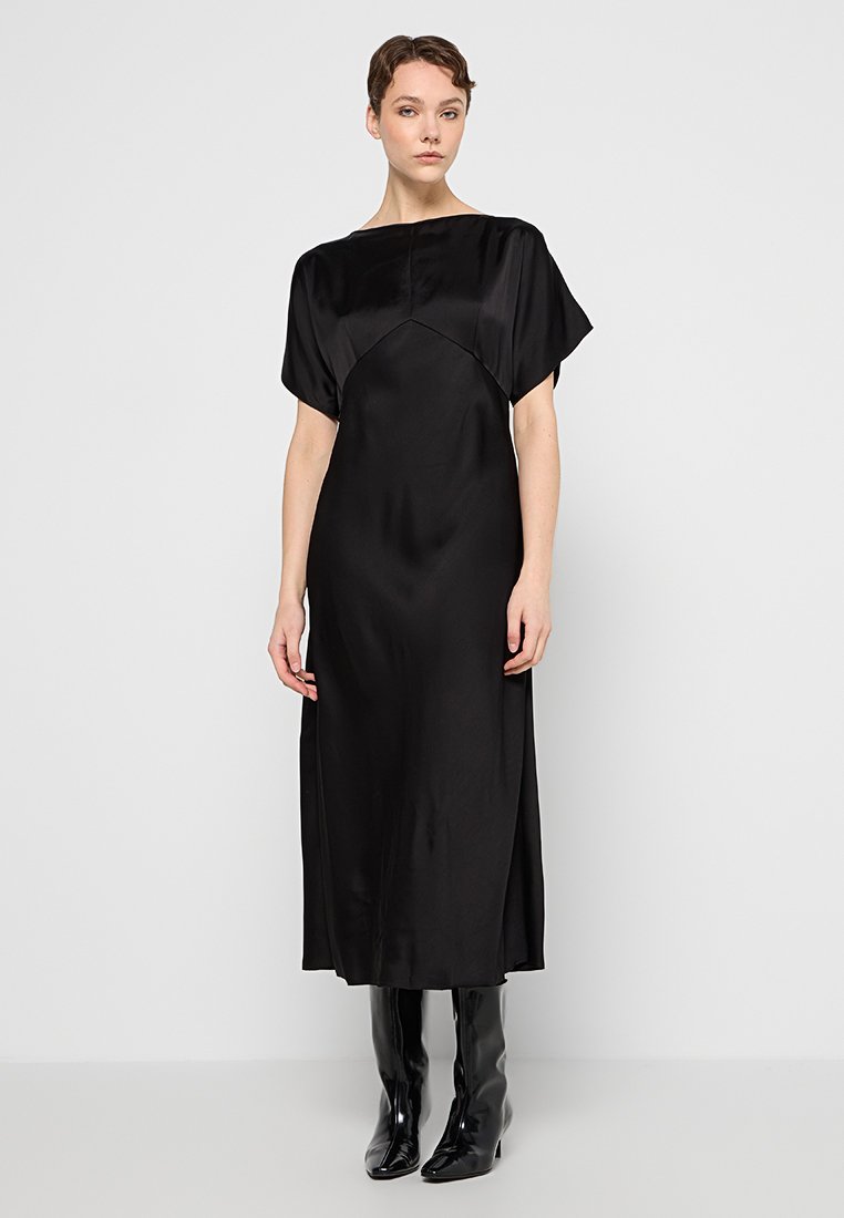 N°21 Cocktailjurk zwart N°21 Cocktailjurk zwart